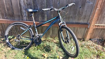 Schwinn Sidewinder Mountain Bike