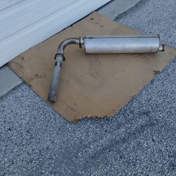 Nice Ford F-150 Pickup Truck Muffler And Tail Pipe And In Good Condition. 