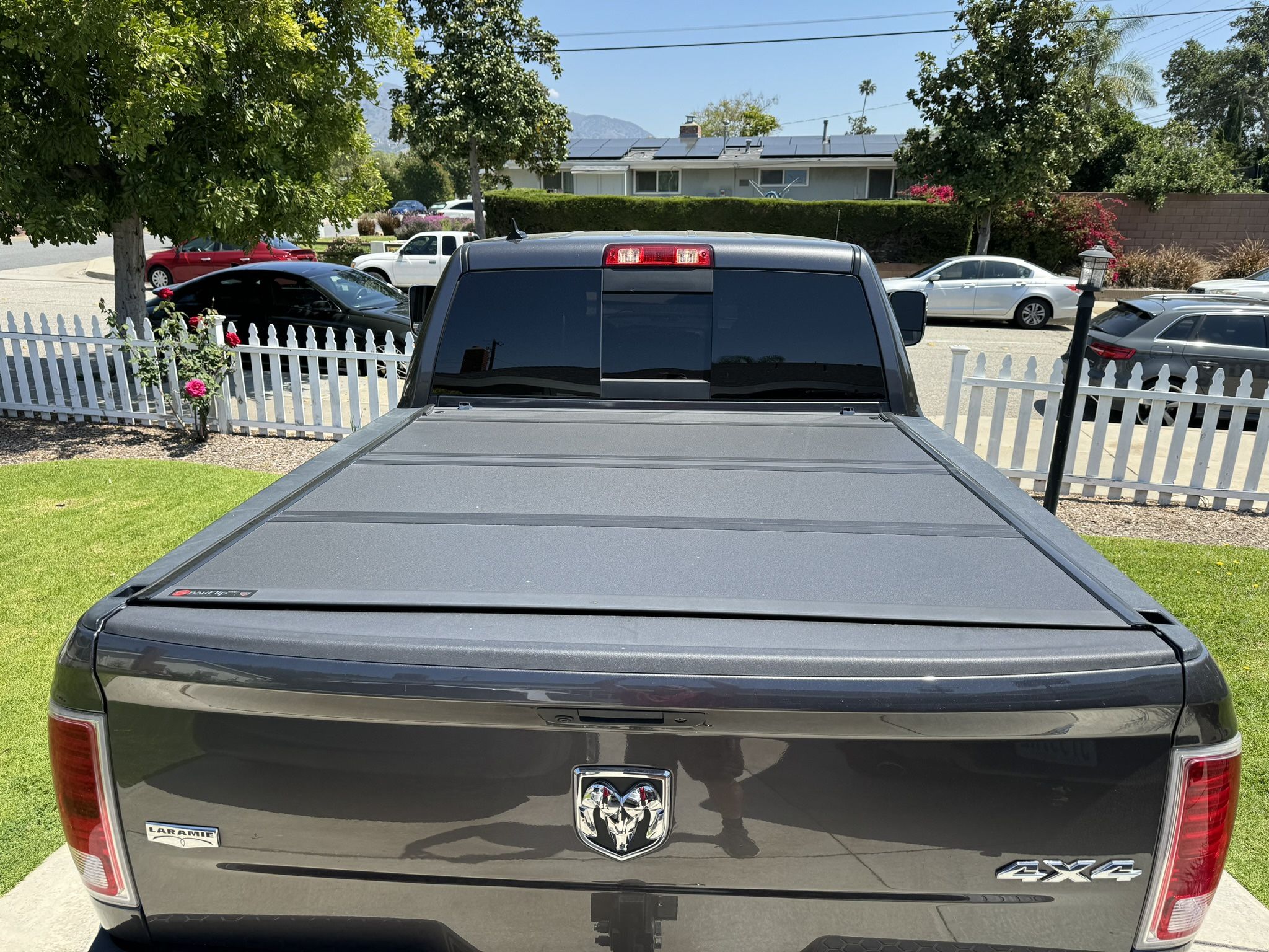 Bakflip MX4 Hard Folding Tonneau Cover