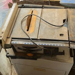 Portable Table Saw 
