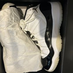 Jordan 11s 