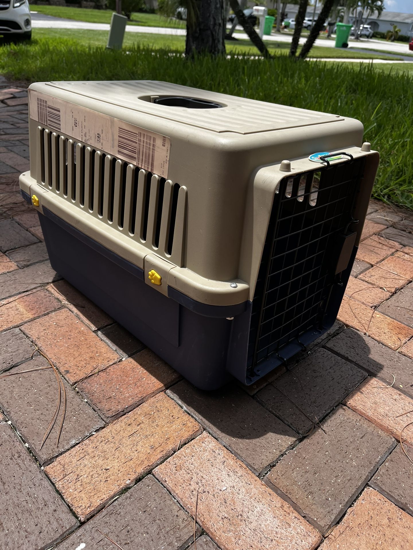 Dog cage