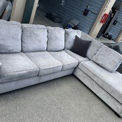 Sectional Couch 