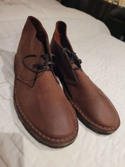 MEN’S J CREW BROWN LEATHER CHUKKA BOOTS SIZE 9 MADE IN ITALY.