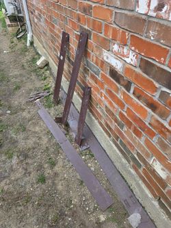 Metal edging for flower bed