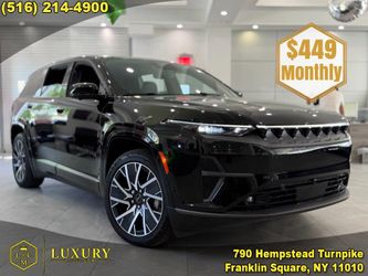 2025 Jeep Wagoneer S
