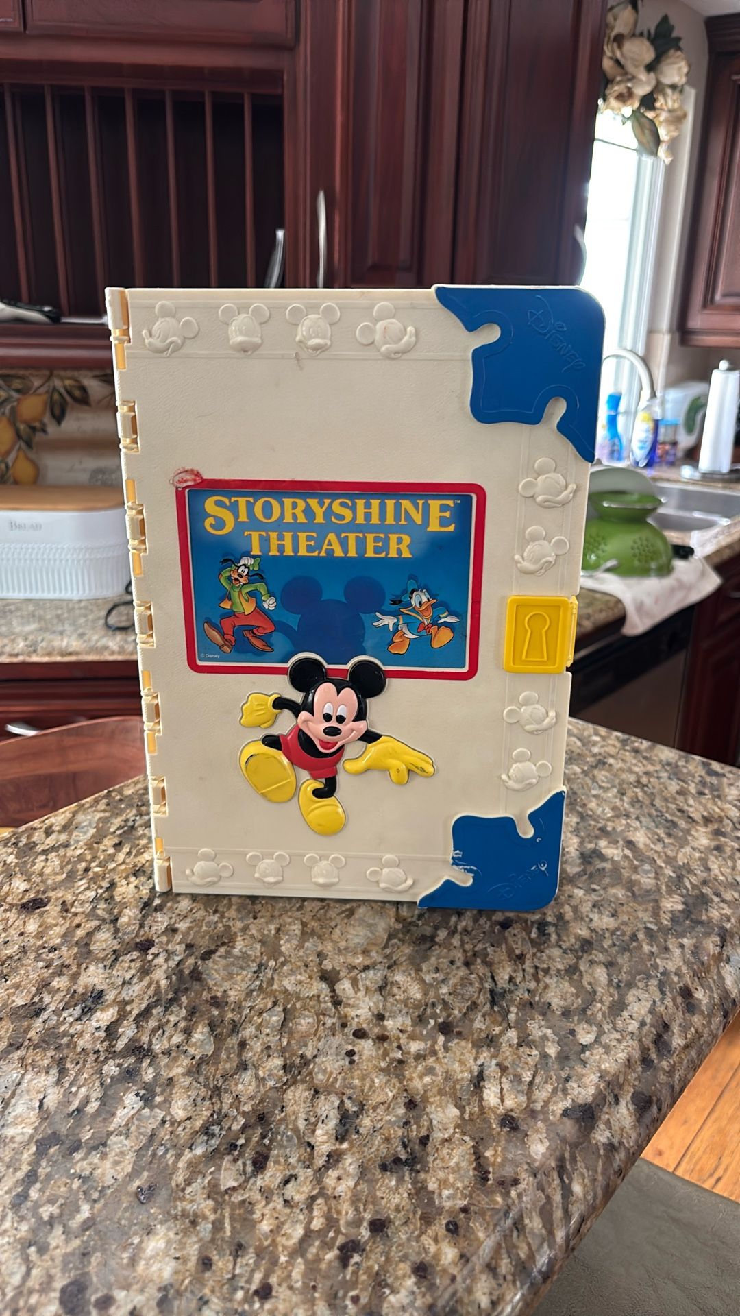 Vintage Disney Story shine Theatre