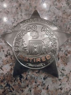 Vintage obsolete Retired Chicago police badge