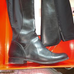 Black Boots size 8 Leather Frankie Sarto