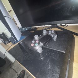 PS4 Great Condition ( Brand New Controller )