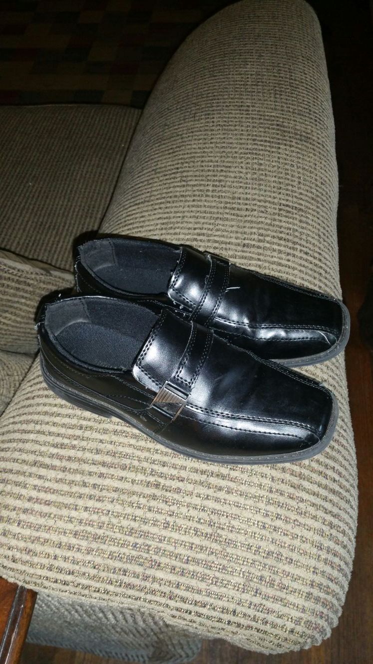 Boys dress shoes