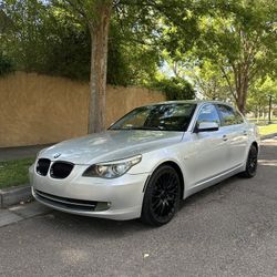 2010 BMW 528i