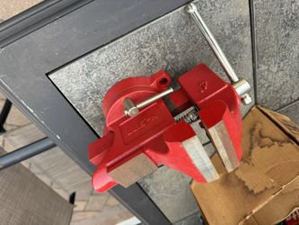 Bench Table Vise 4”