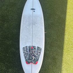 Rubber Soul Step-Up Surfboard Mid length Fun Board 6’10”