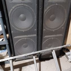 Selling Ev Speakers  Dj  And Amplifier Samson Sx 1800watt