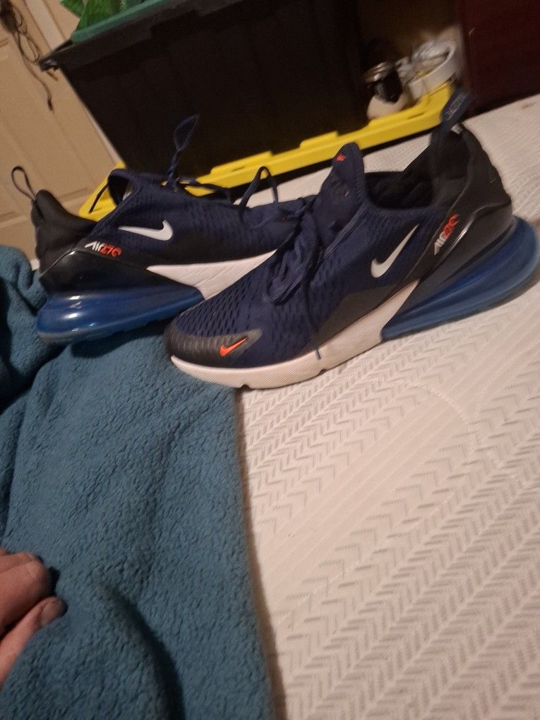 Nike Air 270