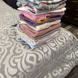 3T Girls Clothes Bundle 