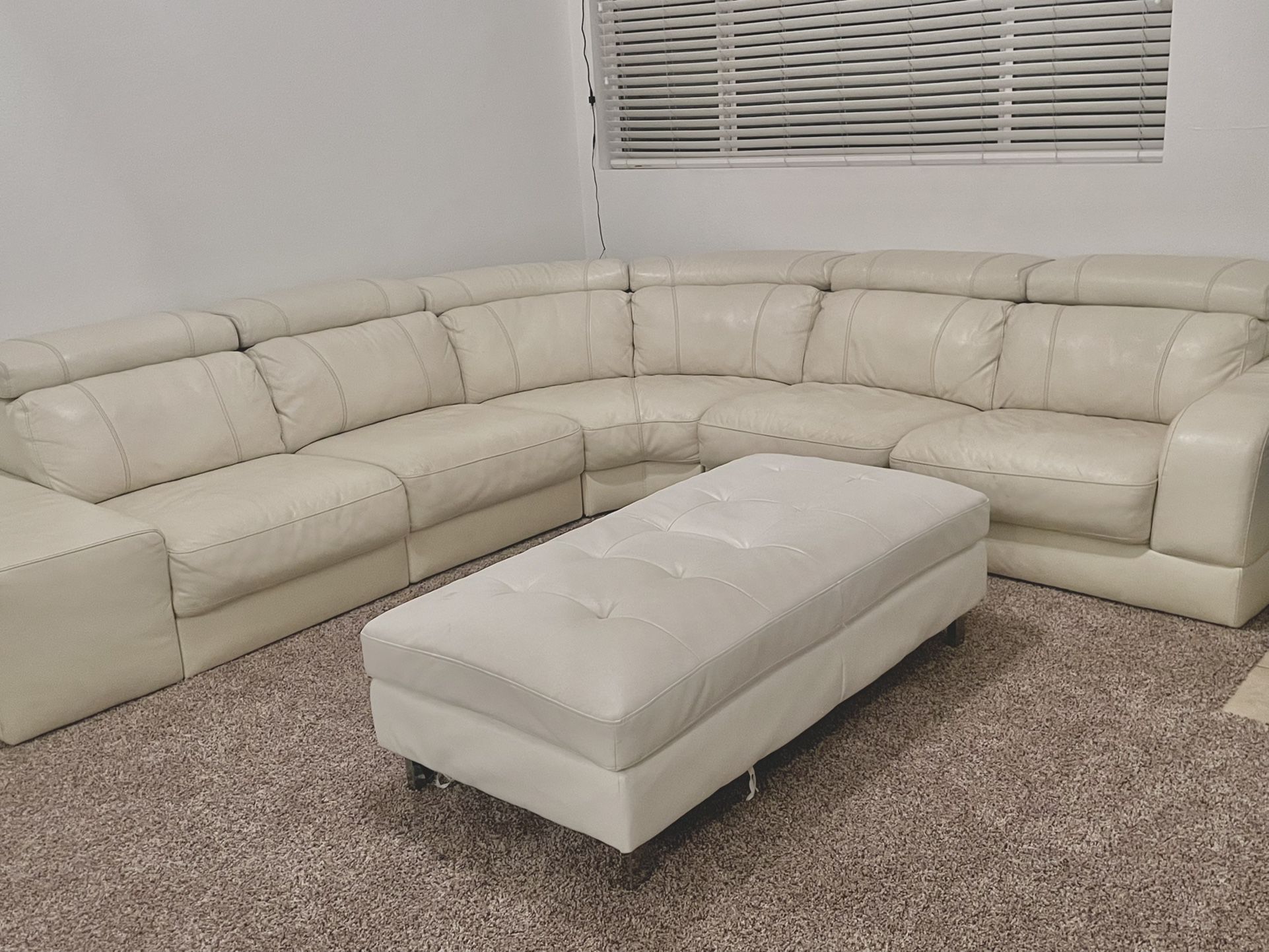 WHITE LEATHER COUCH 