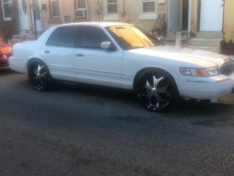 1998 grand marquise with 138 on the dash it’s a good car just parked it up since 2022 an never used it again so who ever wants it must bring a tow tru