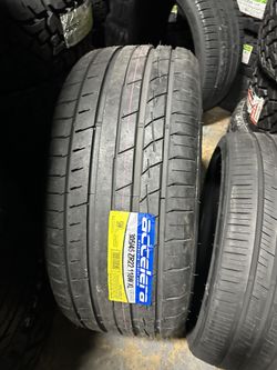 Set Gomas Accelera 305/45R22