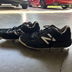 New Balance Baseball Cleats