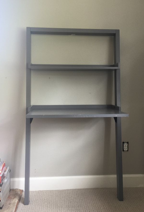 Land Of Nod Wall Leaning Desk For In Snoqualmie Wa Offerup