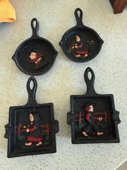 Vintage 4 piece wall hangings