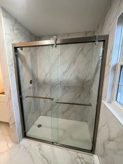 Luxury Sliding Glass Shower Doors