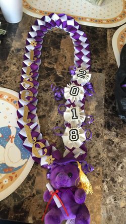 Ribbon lei