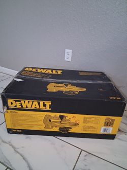 Dewalt 20" Variable Speed Scroll Saw 