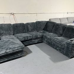 SECTIONAL COUCH SOFA