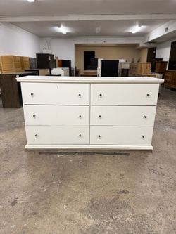 White 6 Drawer Dresser