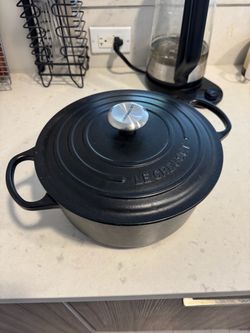 Le Creuset 5.5 Qt Round Dutch Oven