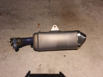 Gsxr 2011_2019 OEM Exhaust Muffler