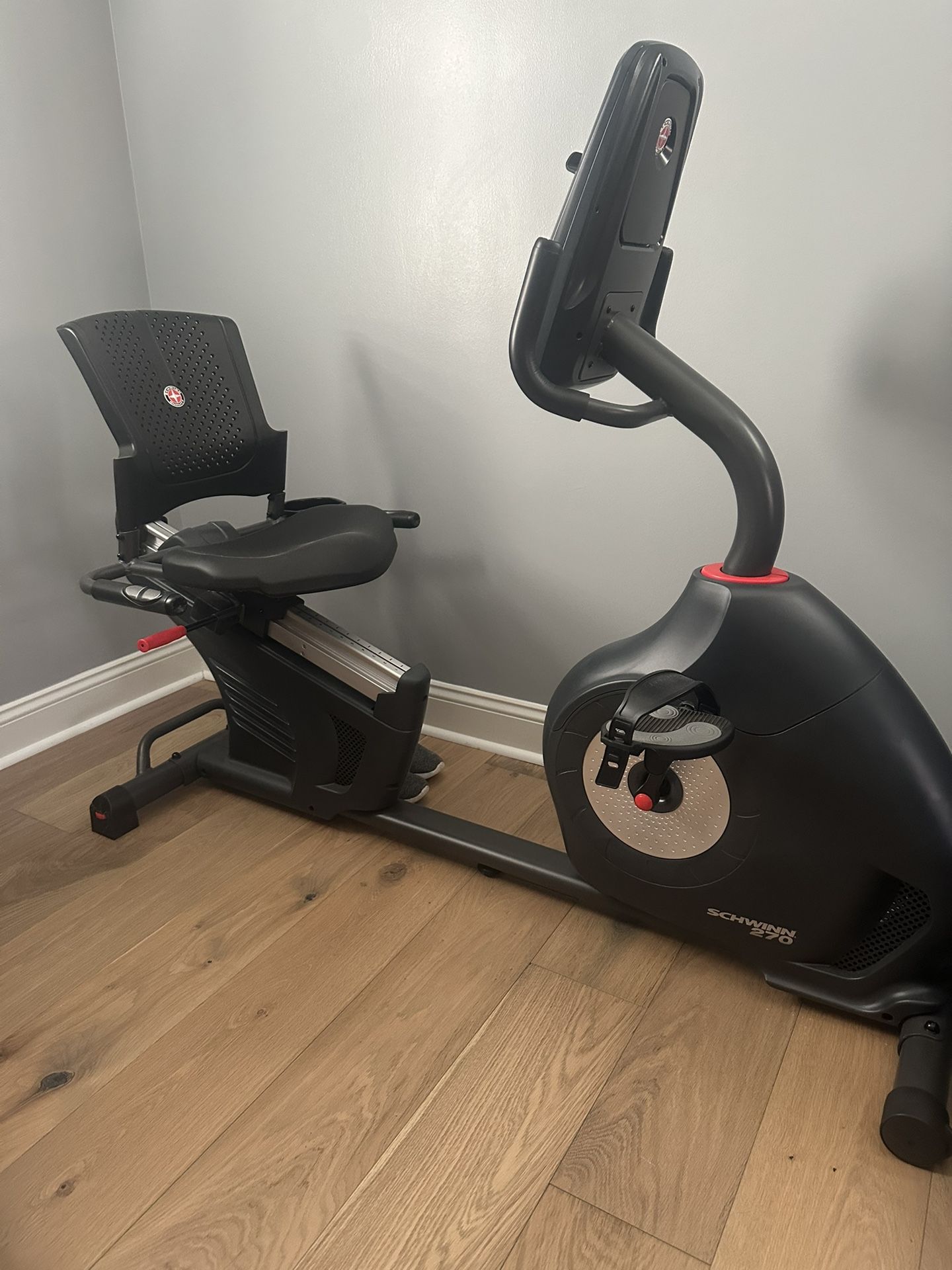 Schwinn 270 Recumbent Bike