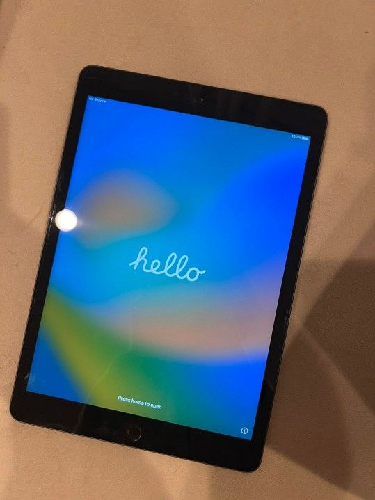 Apple IPad 7th Gen 10.2 Inch 32gb Unlocked