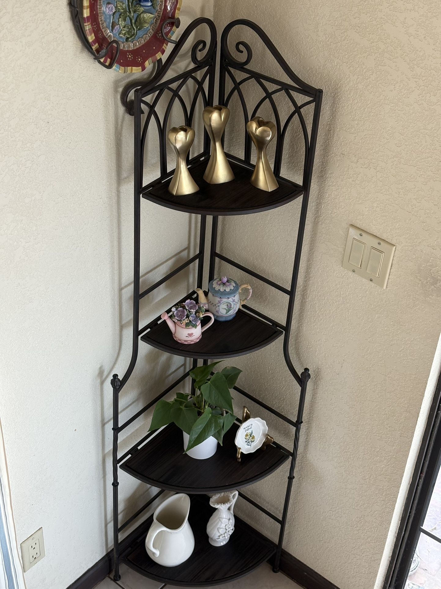 Corner Shelf