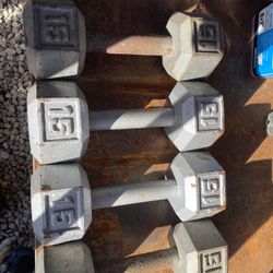 Dumbbells 💪🏽 4 X’s 15’s 