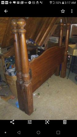 Antique cannon ball bed solid oak with side rails.very heavy poat are 5 foot tall
