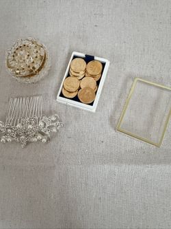 Vintage Arras De Boda 13 Faux Gold Coins Unity Coins Catholic Wedding. Not Used, Vintage Item From1990’s Era. Haircomb Included 