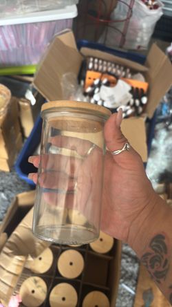 Glass cups with lid