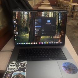 MacBook Pro 16 inch 2021