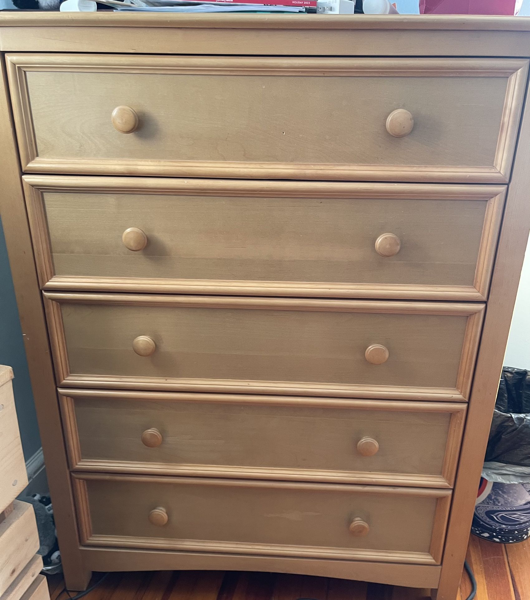 Dresser for Sale 