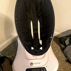 Baby swing 4mom