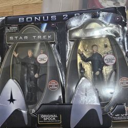 STAR TREK COLLECTIBLE FIGURES