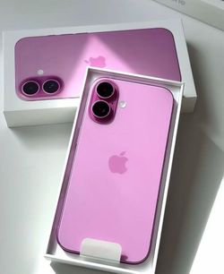 iPhone 16 pink