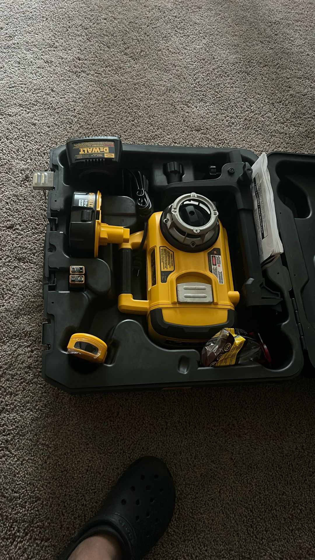 DeWalt DW079KI 18V Cordless Self-Leveling Interior Laser Kit