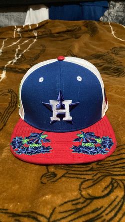 Pro Standard Astros State Flower Brim Wool Snapback - Adult