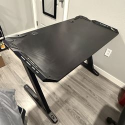 Eureka Black Gaming Desk With Led Lights 