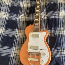 Airline H44 DLX